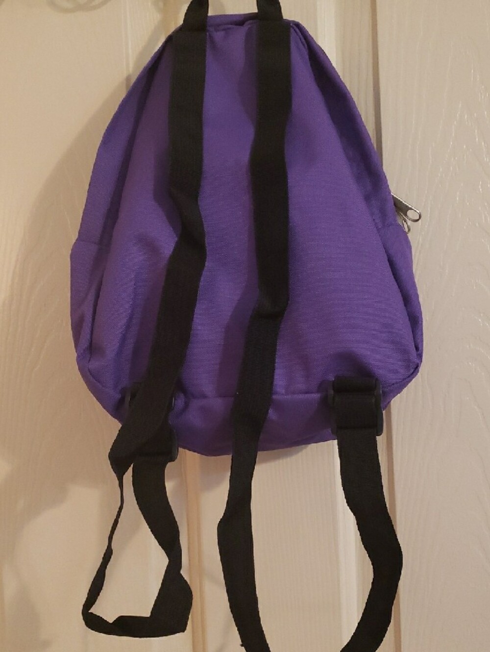 Jansport Purple Everyday Backpack with Black Straps - Picture 2 of 3
